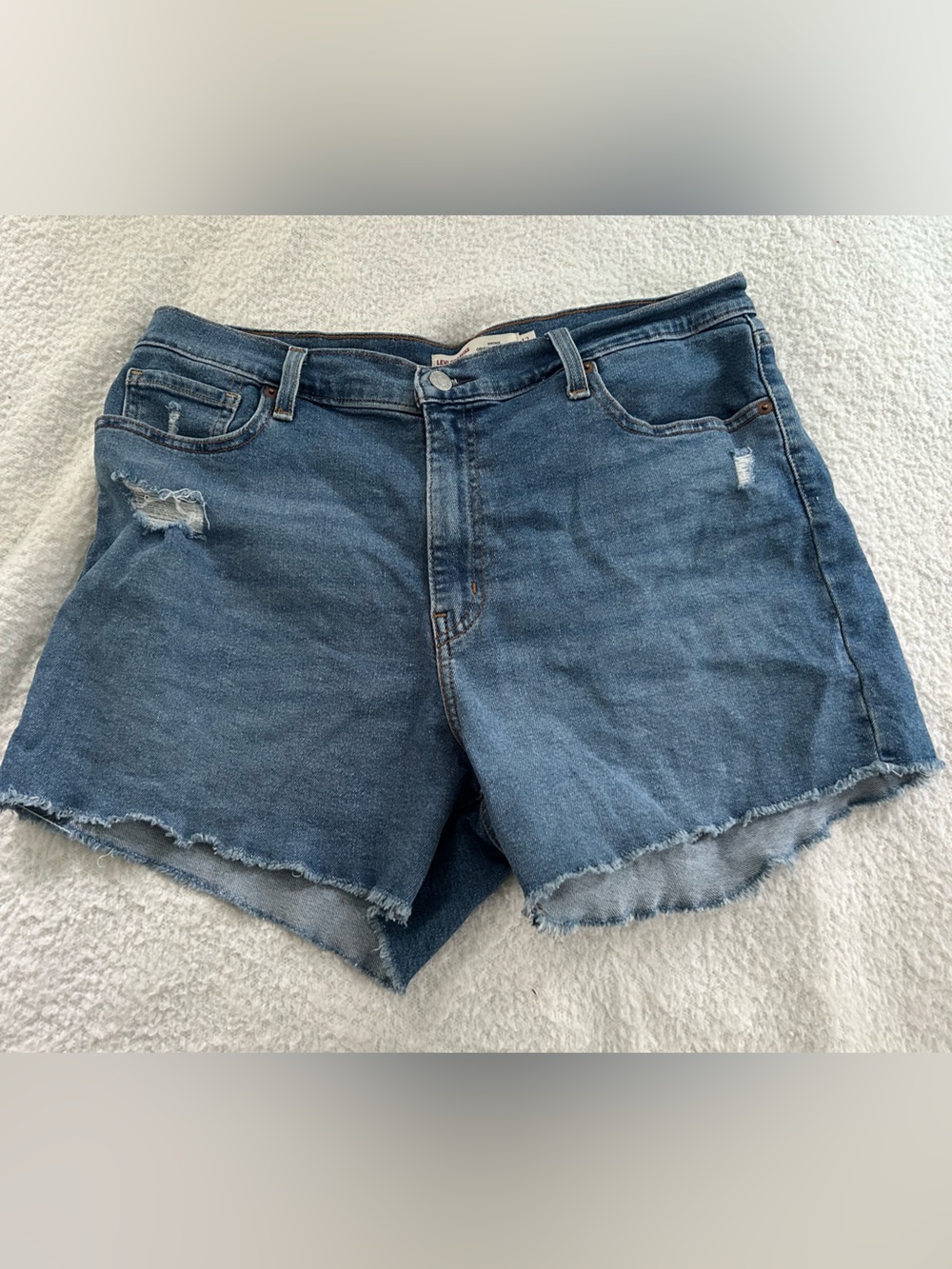 Levi Strauss Signature Cutoff Jean Shorts